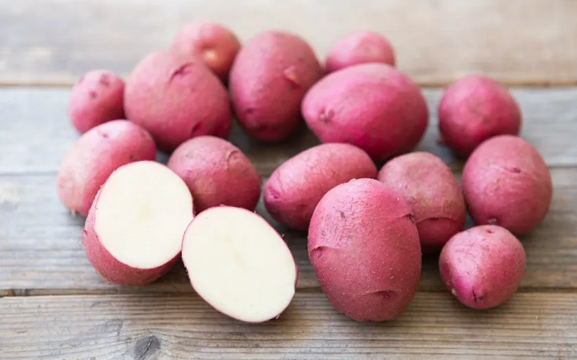 Red Potatoes per lb